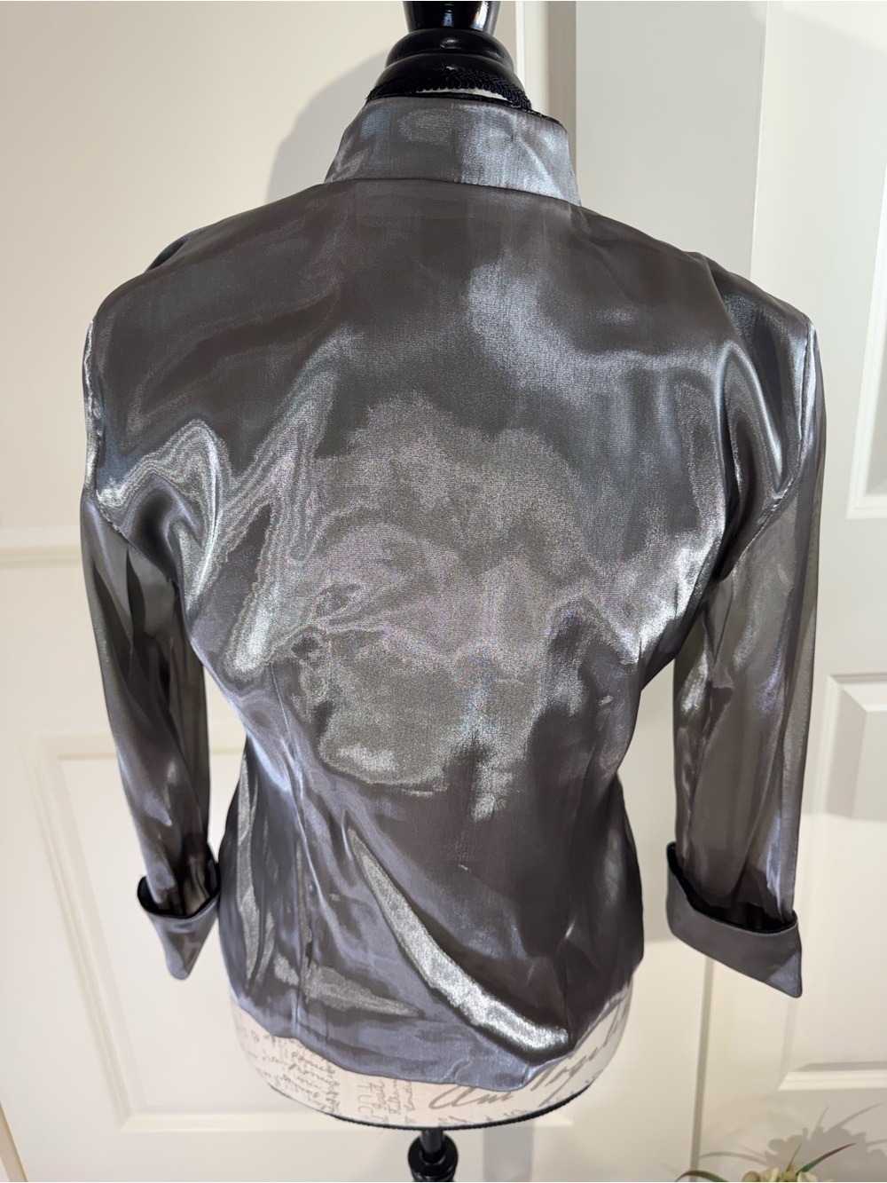 dressbarn Collection Metallic Silver Fitted Blazer & Camisole Top 8 - Picture 2 of 16